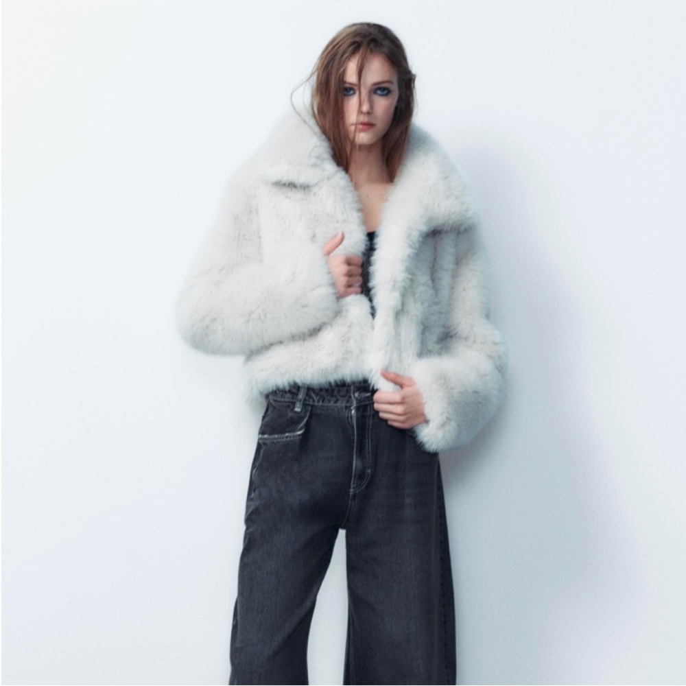 Zara light beige faux fur jacket